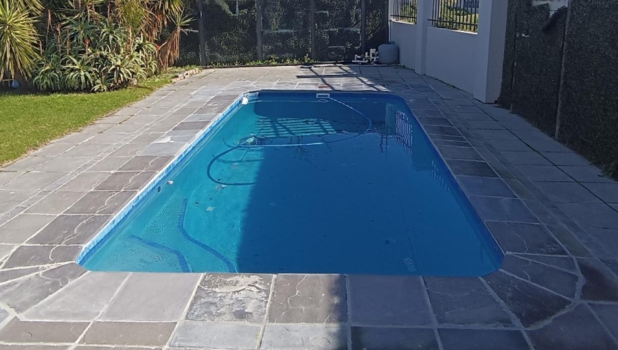 4 Bedroom Property for Sale in Parklands North Western Cape